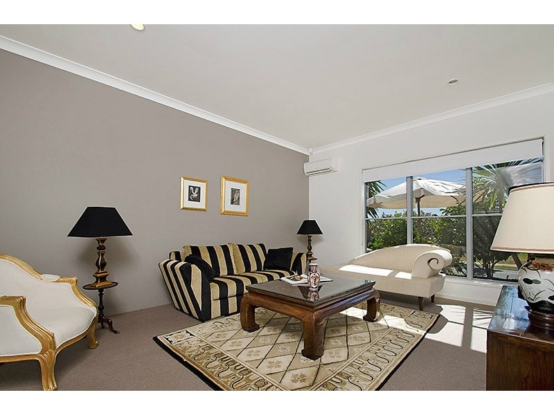 142 The Avenue, Peregian Springs QLD 4573