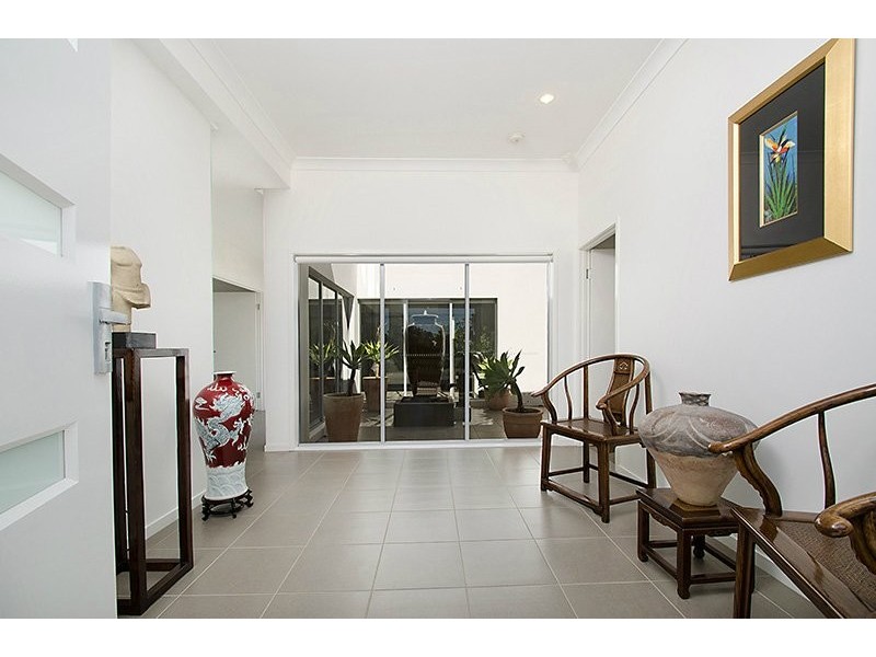 142 The Avenue, Peregian Springs QLD 4573