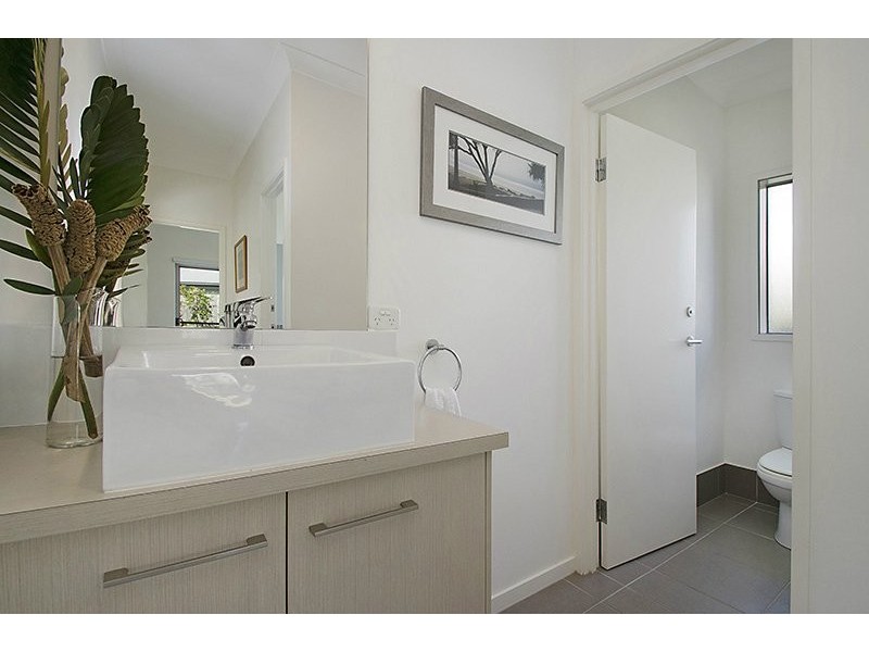 142 The Avenue, Peregian Springs QLD 4573