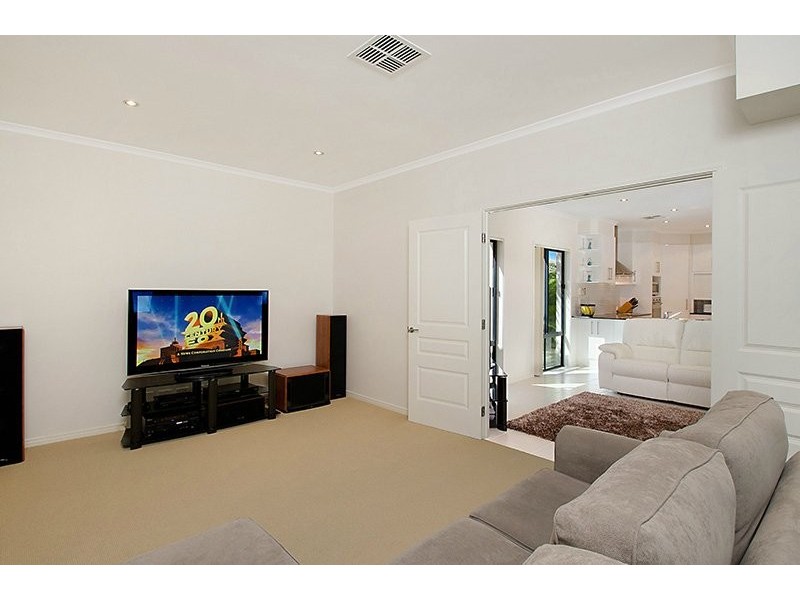 1 Inverness Place, Peregian Springs QLD 4573