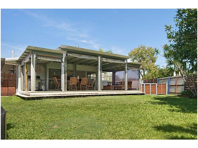 9 Benjamin Street, Maroochydore QLD 4558