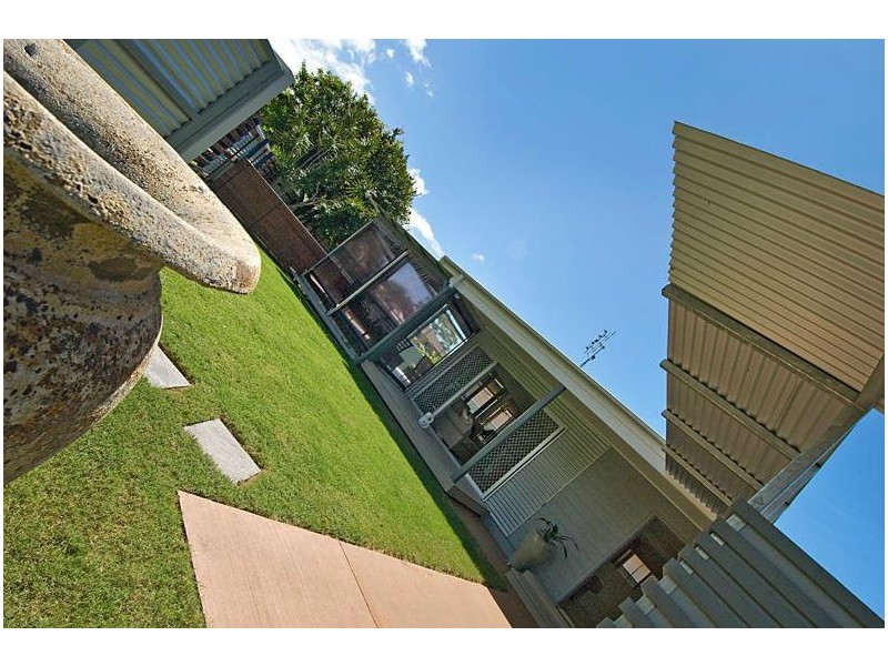 9 Benjamin Street, Maroochydore QLD 4558