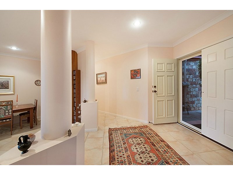 11 Hillfoot La, Montville QLD 4560