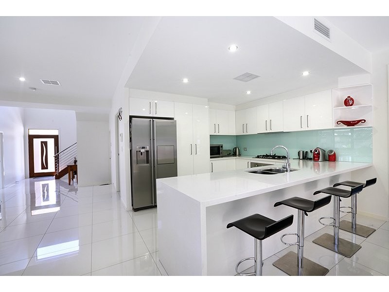 2/25 Lavarack Cres, Buderim QLD 4556