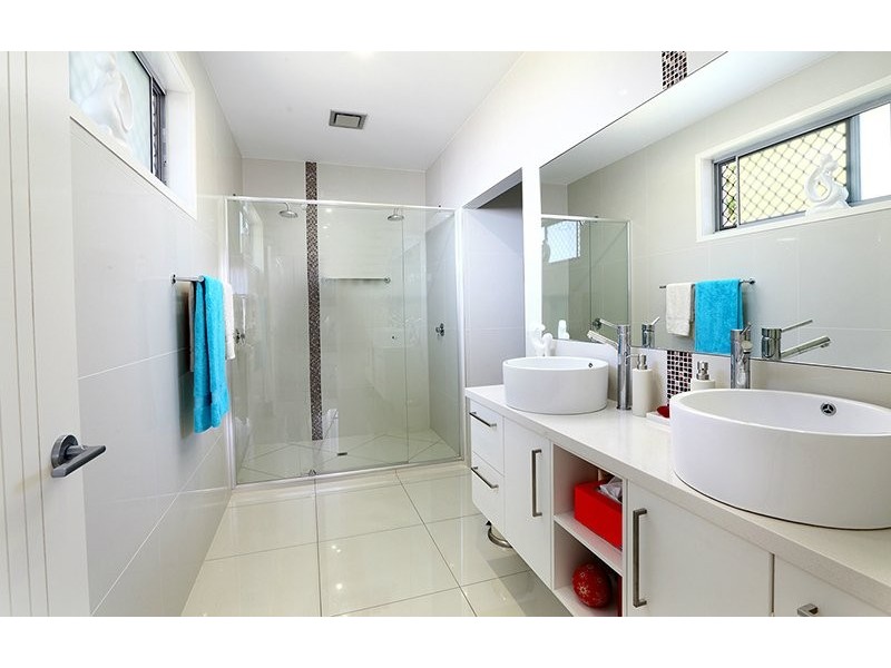 2/25 Lavarack Cres, Buderim QLD 4556