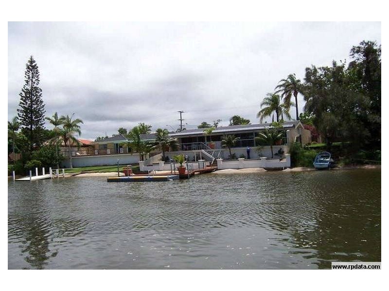 Isle Of Capri QLD 4217