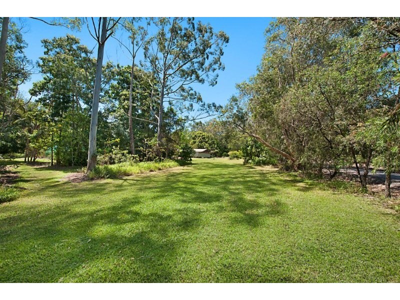 50 Rainforest Rd, Chevallum QLD 4555