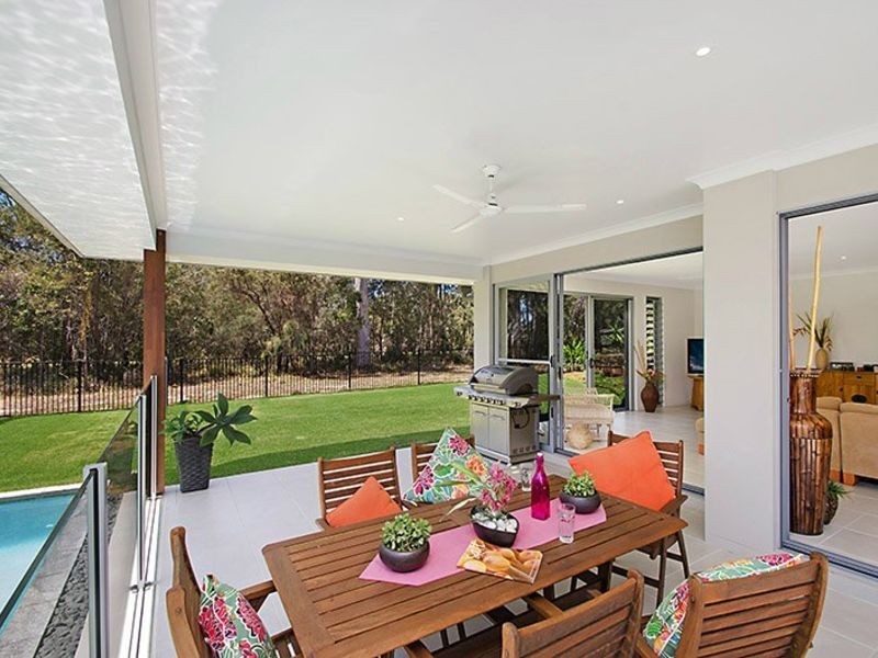 77 The Avenue, Peregian Springs QLD 4573