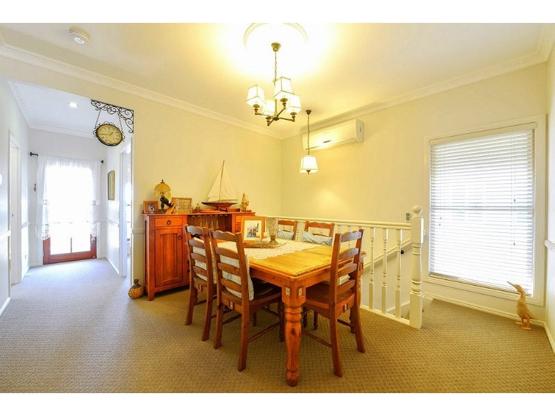 13 Hilltop Tce, Springfield Lakes QLD 4300
