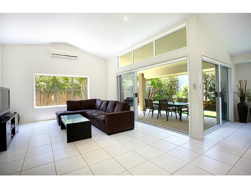 5 Rangeleigh Court, Palmwoods QLD 4555