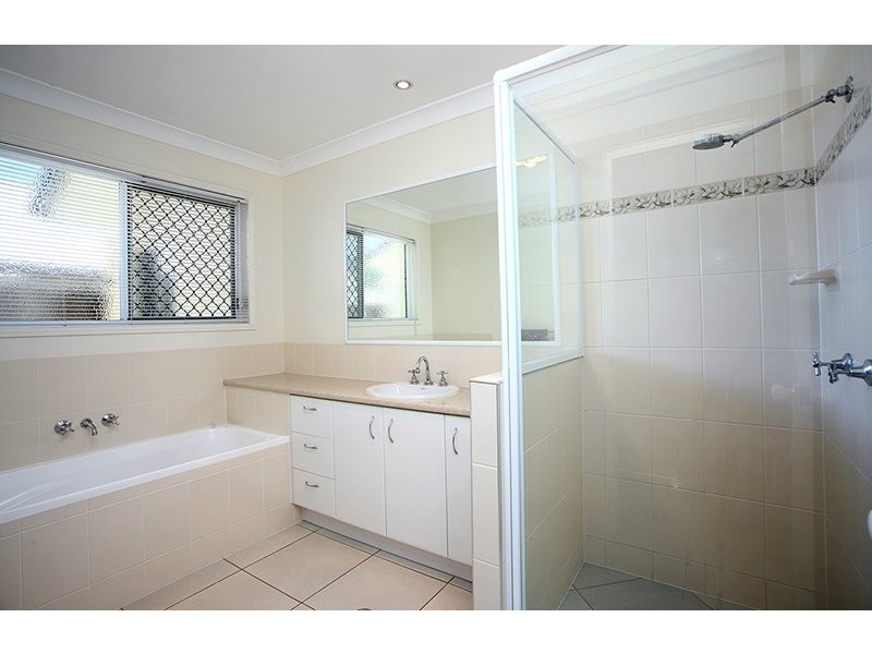 5 Rangeleigh Court, Palmwoods QLD 4555