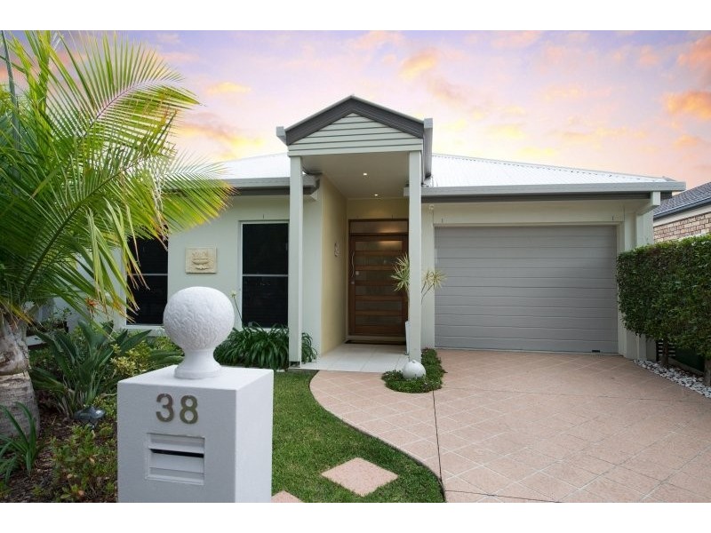 38 Whitecedar Circuit, North Lakes QLD 4509