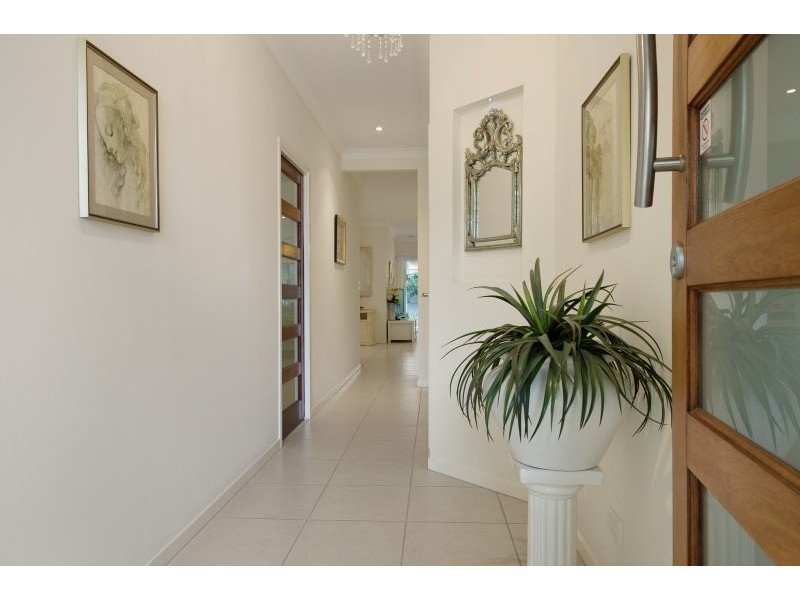 38 Whitecedar Circuit, North Lakes QLD 4509