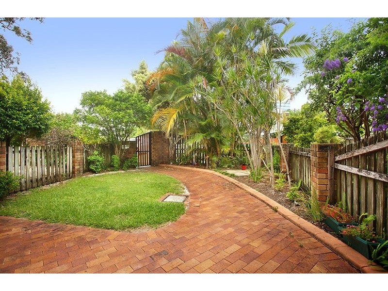 6 / 18-20 Wirraway Street, Maroochydore QLD 4558