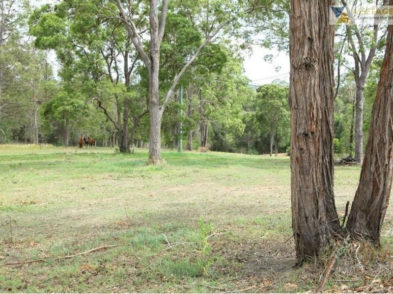 37 Old Veteran Rd, Veteran QLD 4570