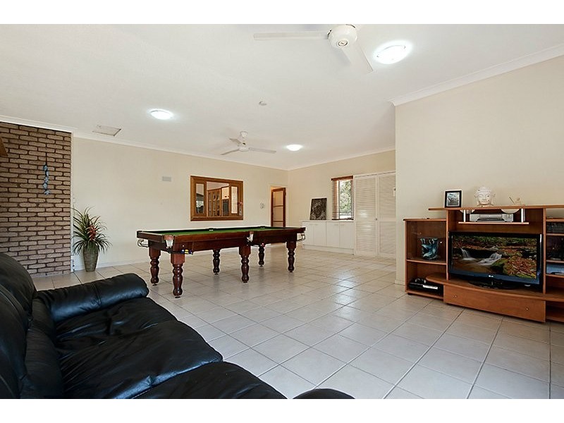 102 Hunchy Rd, Palmwoods QLD 4555