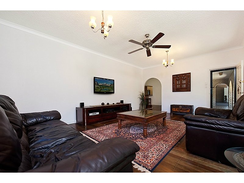 102 Hunchy Rd, Palmwoods QLD 4555