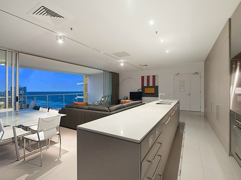 1701/159 Old Burleigh Rd, Broadbeach QLD 4218