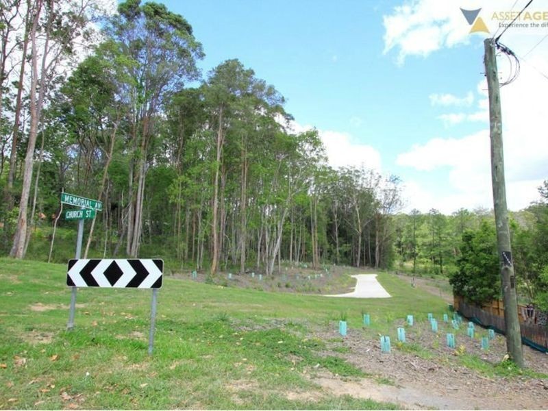 19-25 Memorial Ave, Pomona QLD 4568