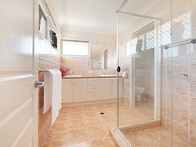 2 STRONG COURT, Montville QLD 4560