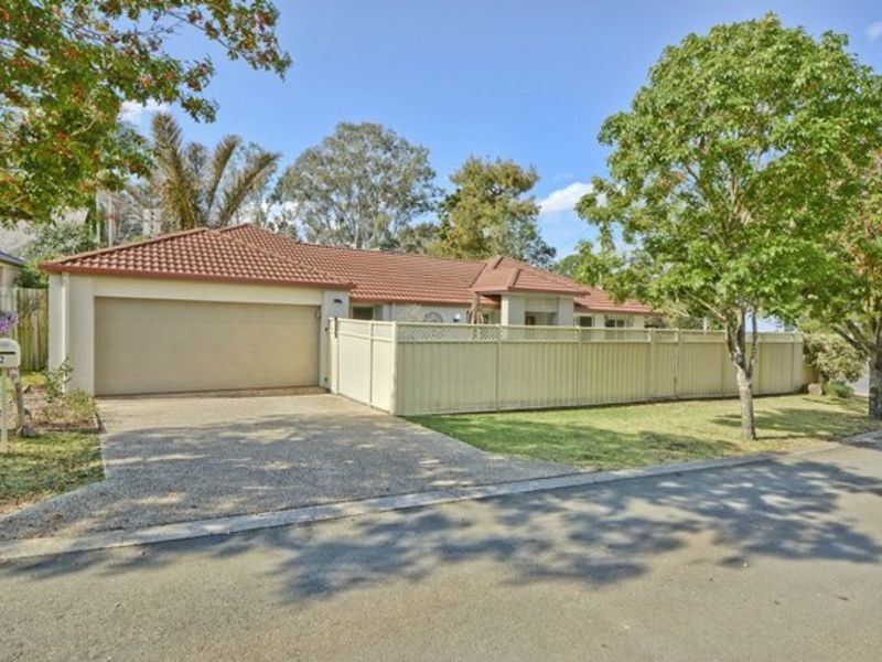 2 MANOR LANE, Buderim QLD 4556