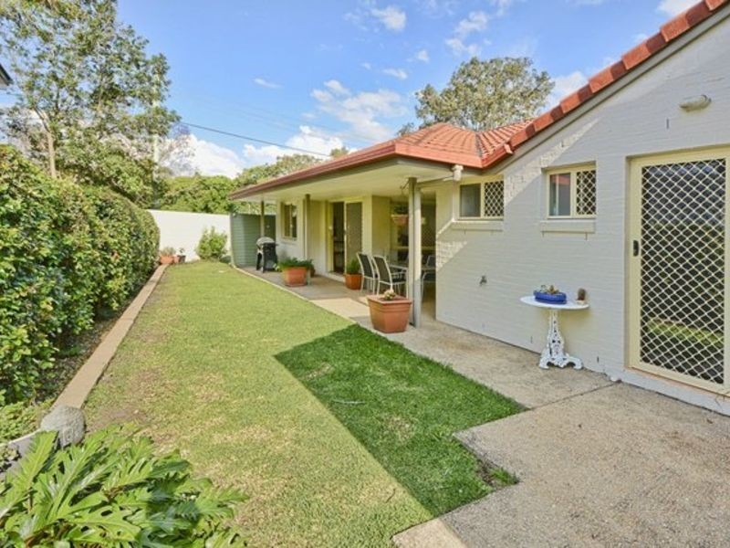 2 MANOR LANE, Buderim QLD 4556