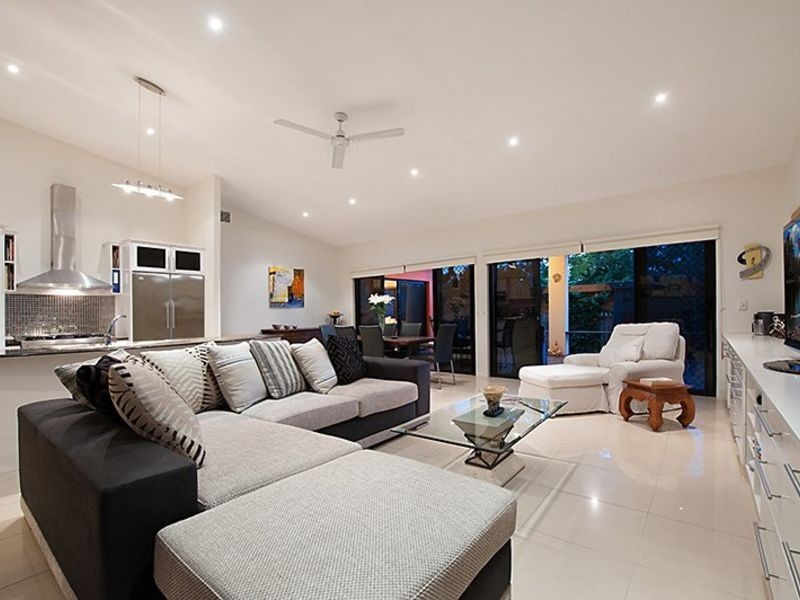 2/161 MOOLOOLABA RD, Buderim QLD 4556