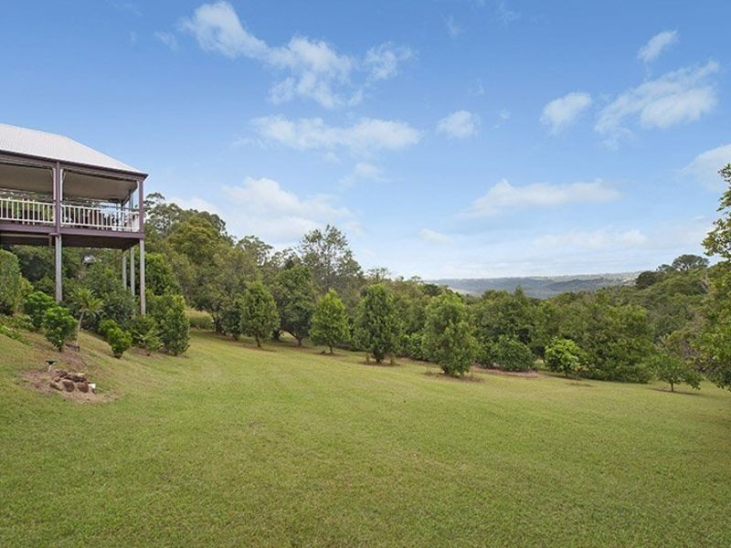 210-212 WESTERN AVENUE, Montville QLD 4560