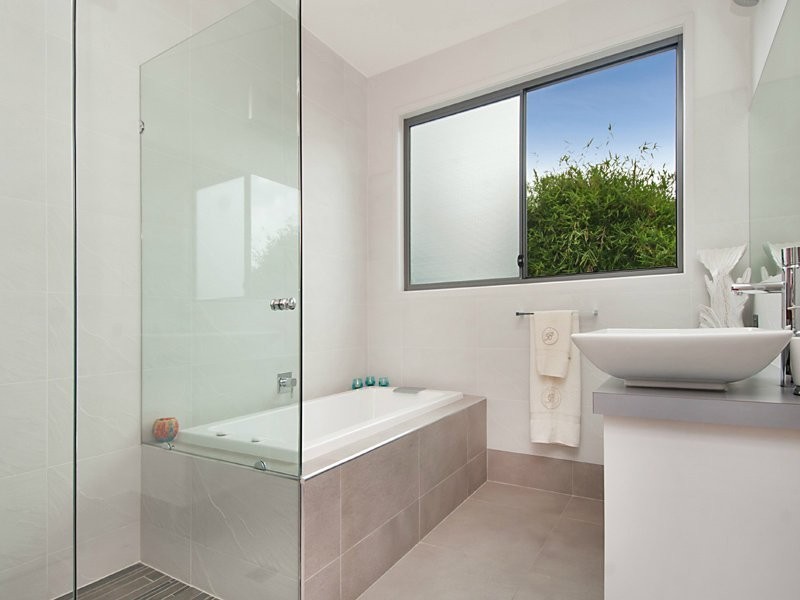 10 Parkwood Place, Peregian Springs QLD 4573