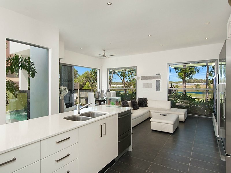 5 Cobblestone Pl, Peregian Springs QLD 4573