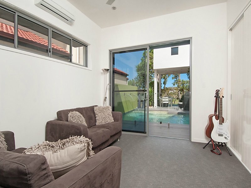5 Cobblestone Pl, Peregian Springs QLD 4573