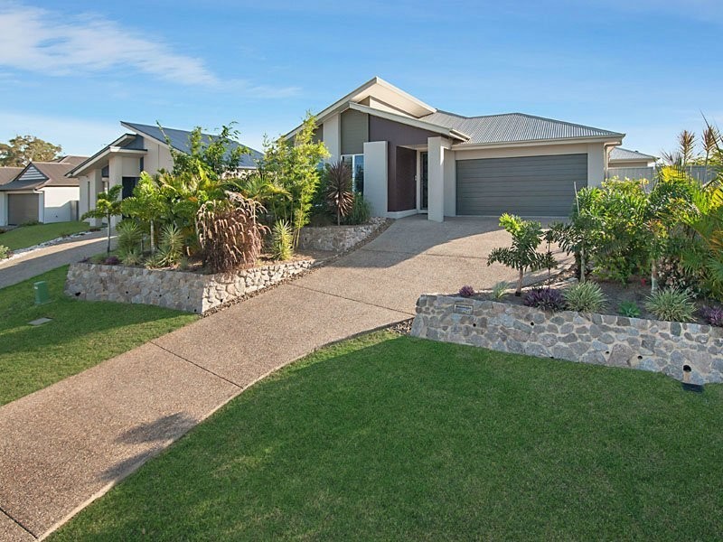 66 Balgownie Dve, Peregian Springs QLD 4573