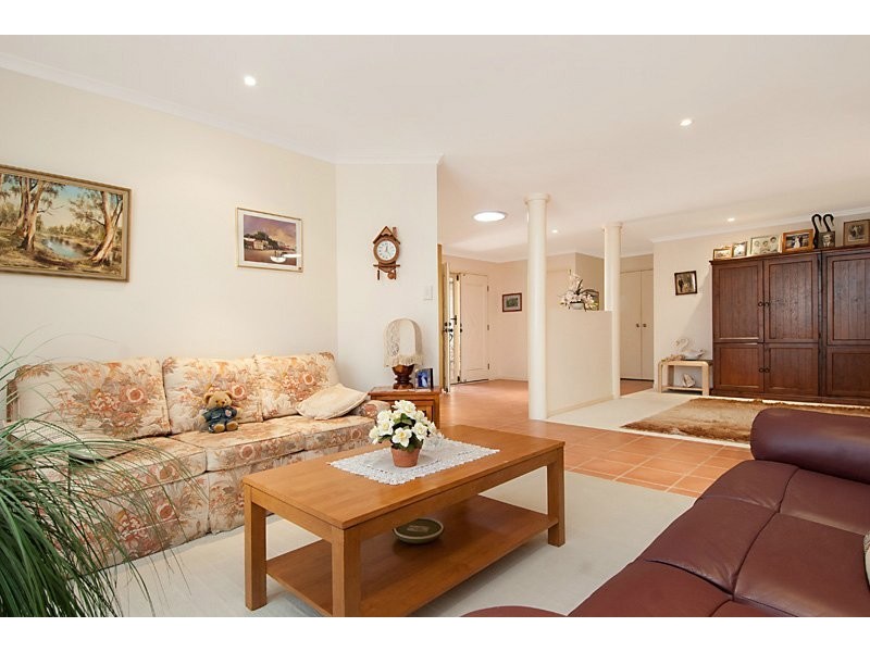 5 Longwood Dve, Peregian Springs QLD 4573