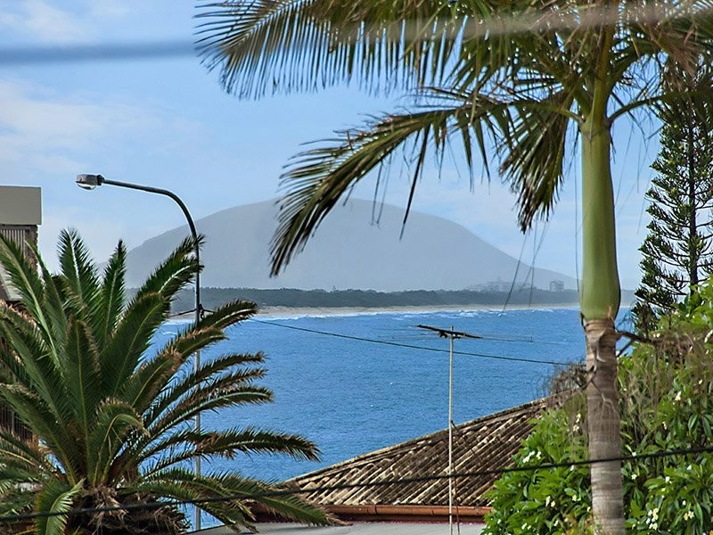 2/42 EDWARD ST, Alexandra Headland QLD 4572