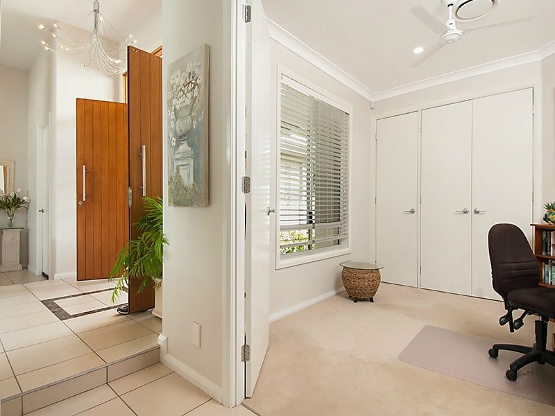 37 Lakeside Dve, Peregian Springs QLD 4573