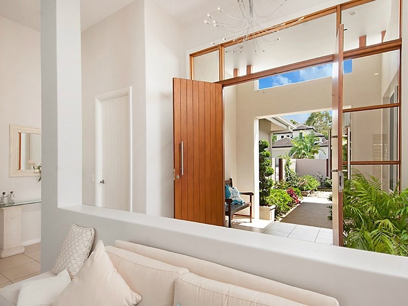 37 Lakeside Dve, Peregian Springs QLD 4573