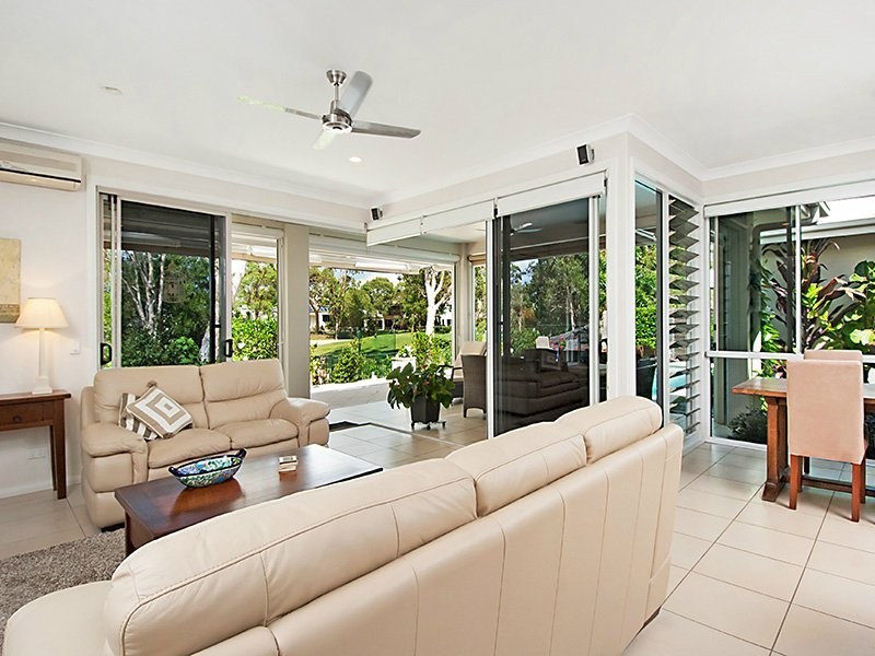 37 Lakeside Dve, Peregian Springs QLD 4573