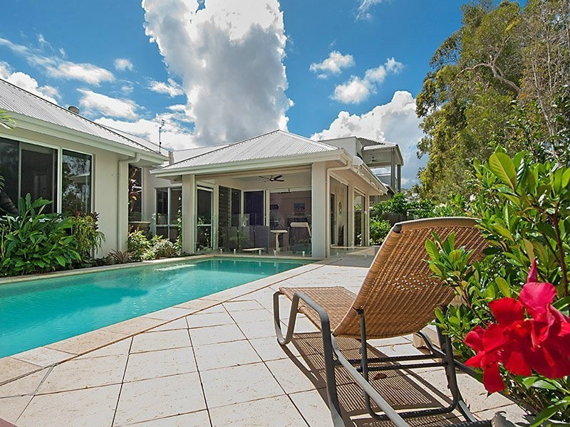 37 Lakeside Dve, Peregian Springs QLD 4573