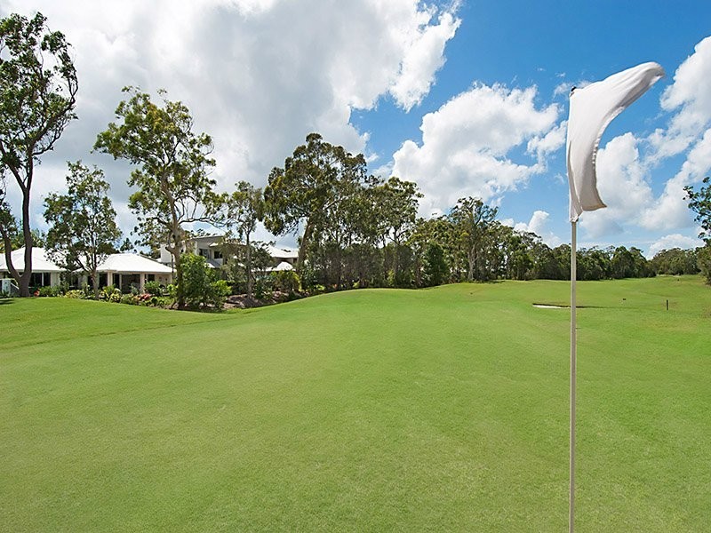 37 Lakeside Dve, Peregian Springs QLD 4573