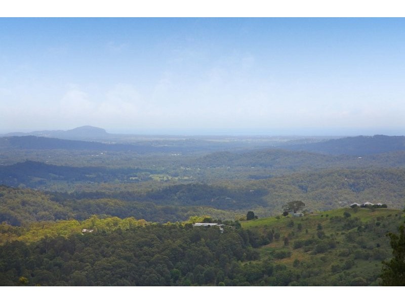 214 Hovard Rd, Maleny QLD 4552