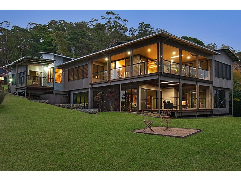 214 Hovard Rd, Maleny QLD 4552