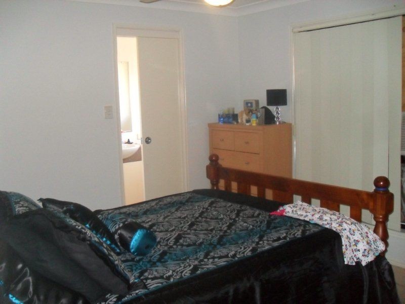 111 Anna Drive, Raceview QLD 4305