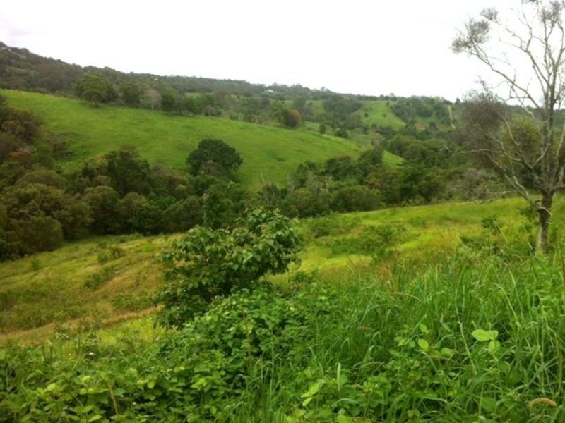 354 Lawnville Rd, Black Mountain QLD 4563