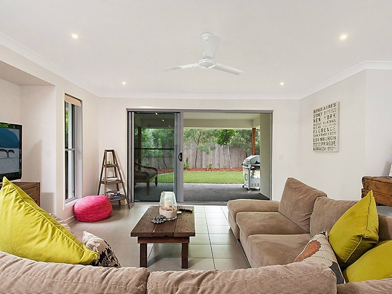 17 Longcove Place, Peregian Springs QLD 4573