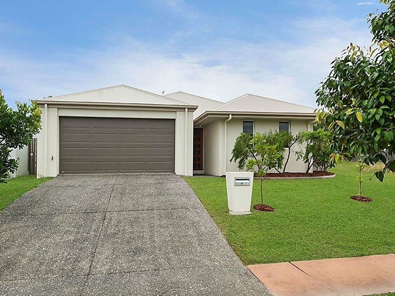 17 Longcove Place, Peregian Springs QLD 4573