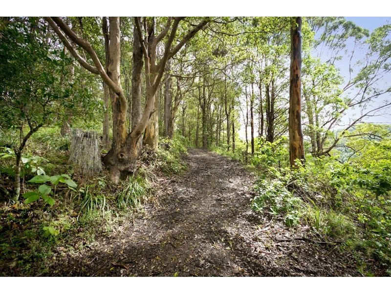 239 Arthys Rd, Cooran QLD 4569