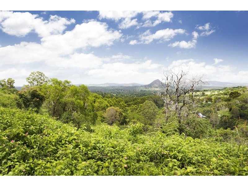 239 Arthys Rd, Cooran QLD 4569