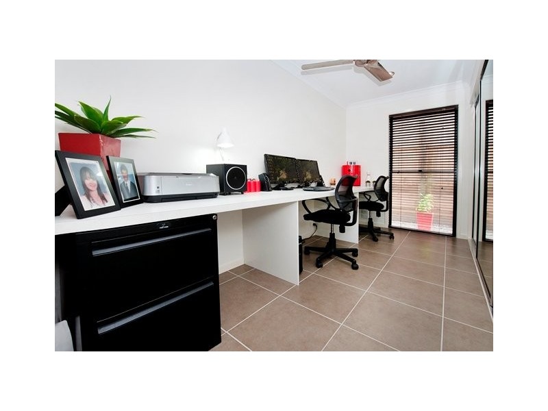 43 Dobinson Street, Bucasia QLD 4750