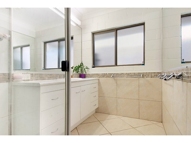 262 Glenview Rd, Glenview QLD 4553