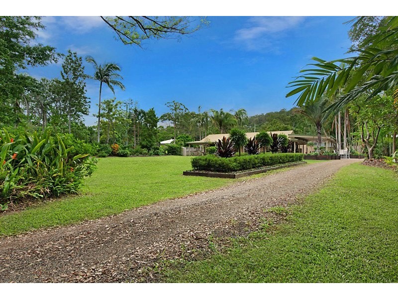 262 Glenview Rd, Glenview QLD 4553